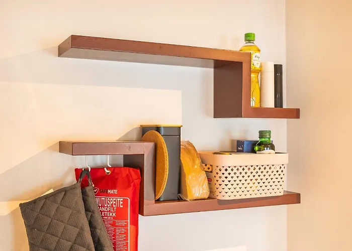 Arctic Base: 2-room Cozy *