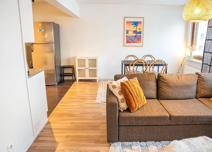 Arctic Base: 2-room Cozy